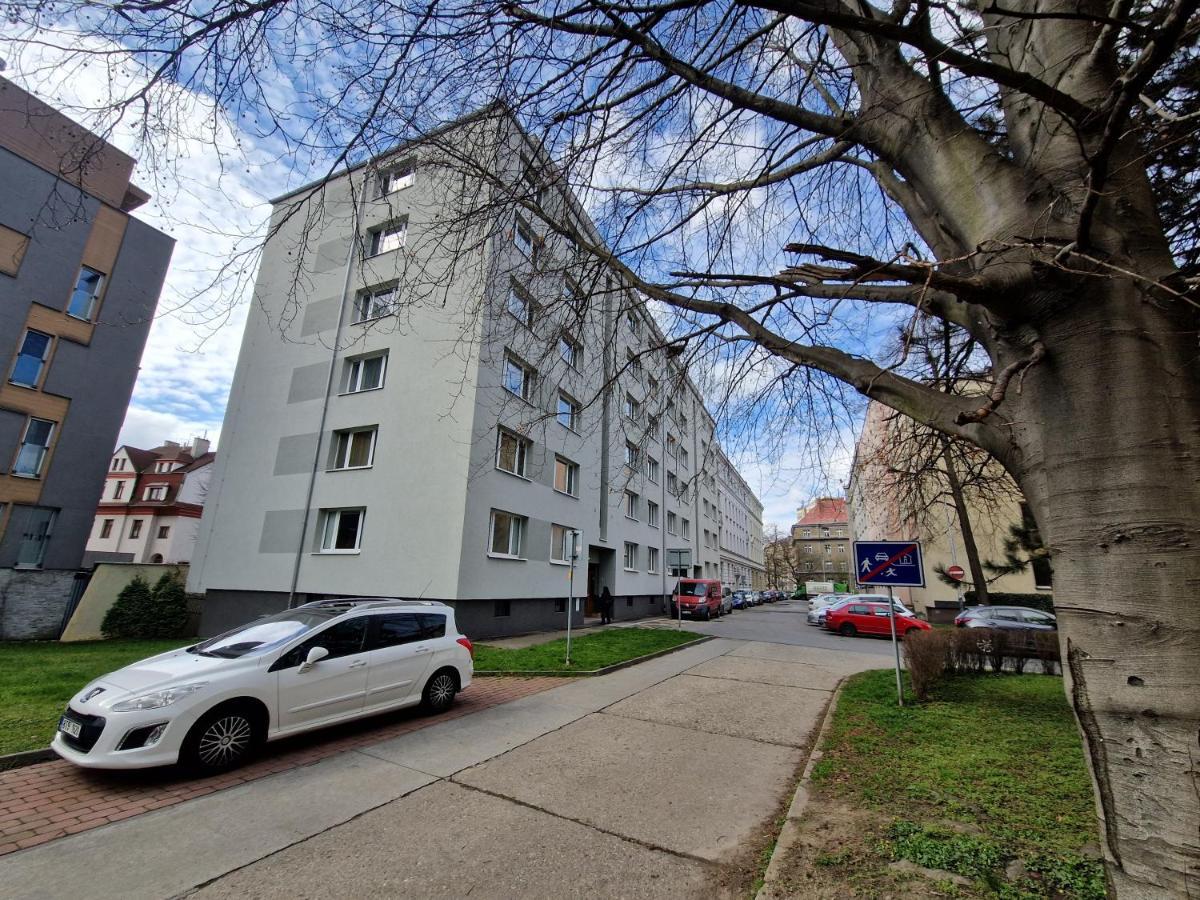 Pelclova Apartment Ostrava Exterior photo